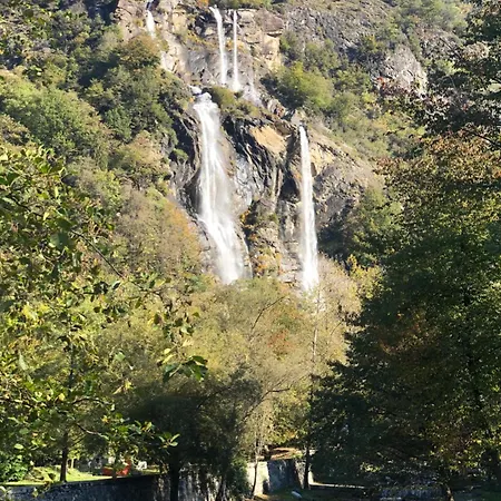 Casa Viola - Near The شقة دومازو